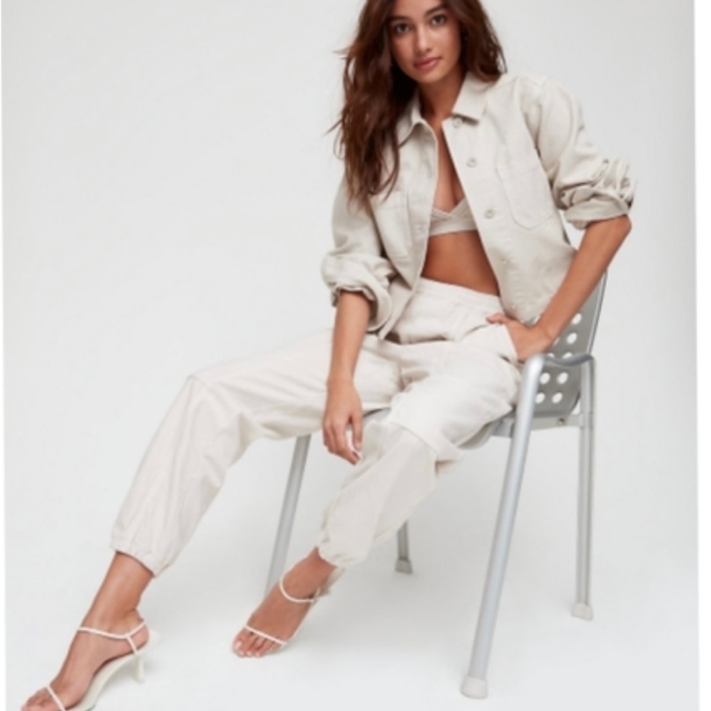 TNA Cargo Pants- Medium